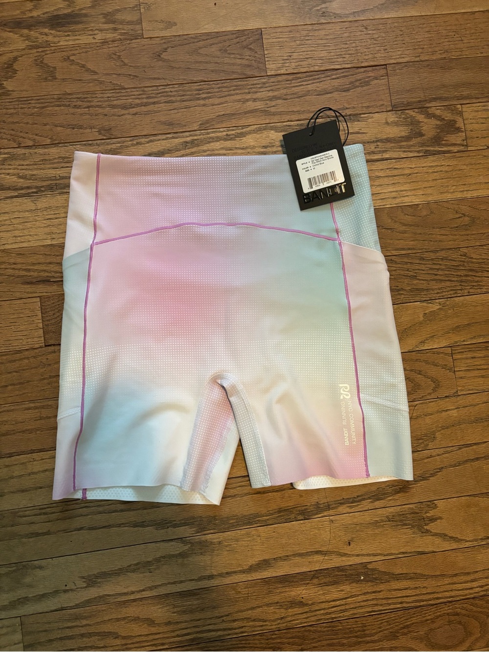 Bandit  Vanisher pop stitch 5 in compression shorts-NWT